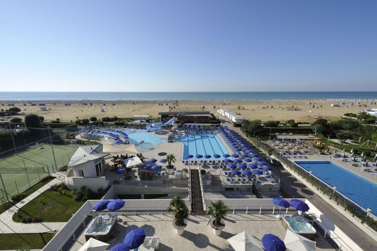 Hotel Lido Bibione Beach Buitenkant foto
