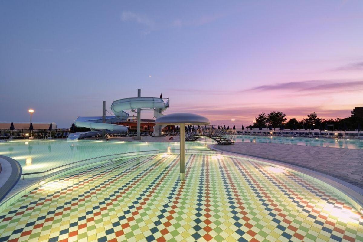 Hotel Lido Bibione Beach Buitenkant foto
