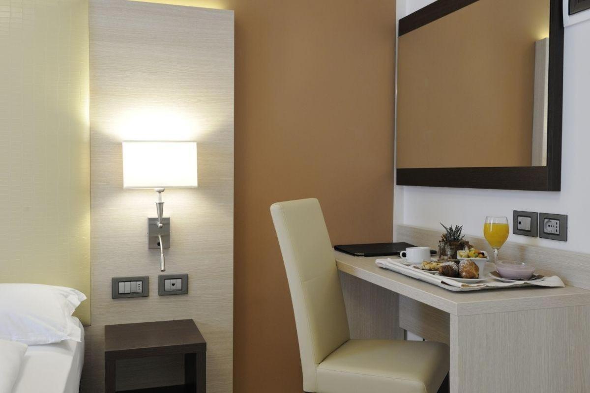 Hotel Lido Bibione Beach Buitenkant foto