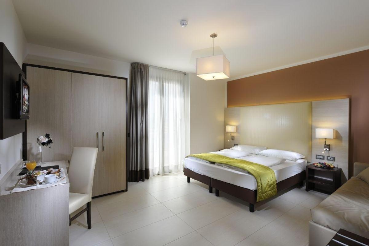 Hotel Lido Bibione Beach Buitenkant foto