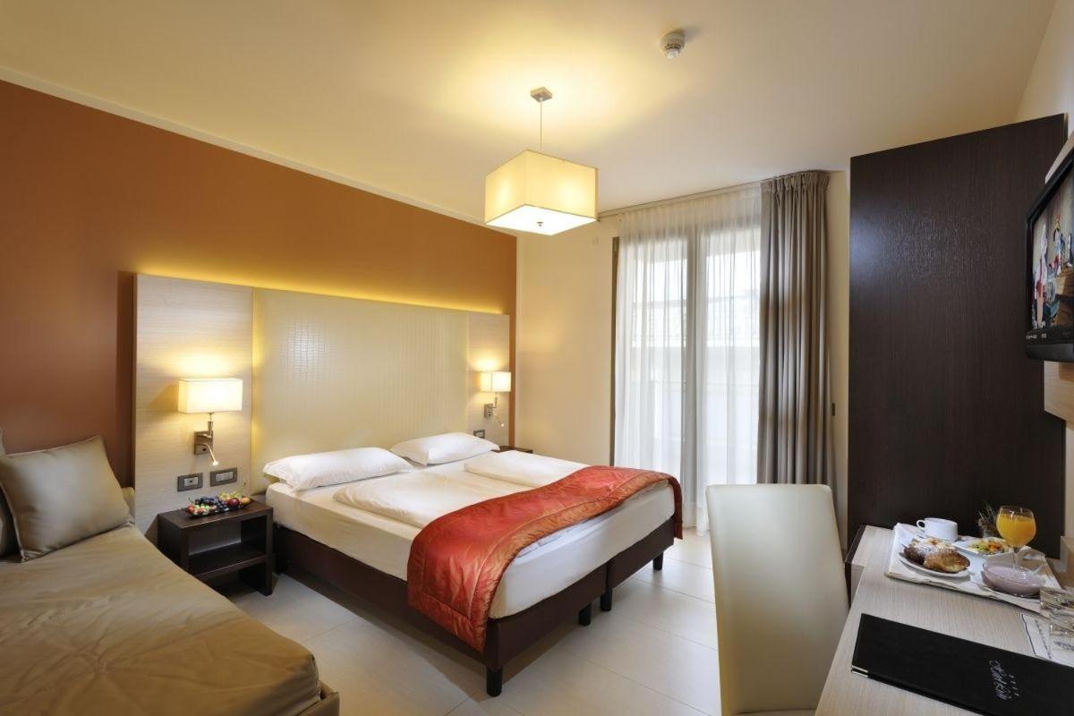 Hotel Lido Bibione Beach Buitenkant foto